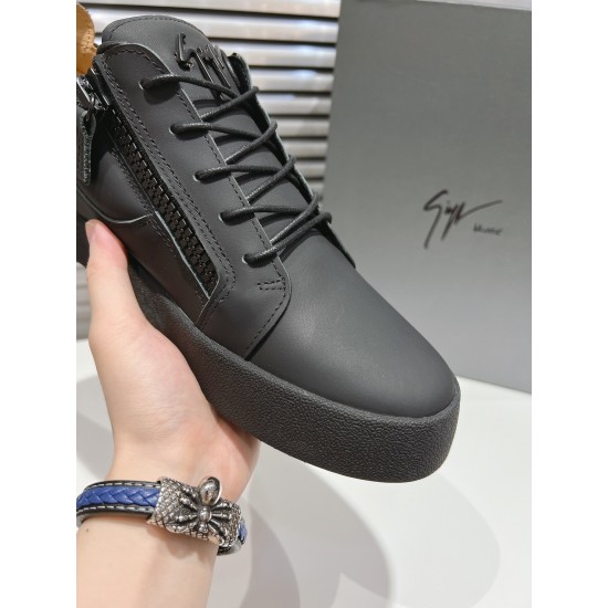 CL Shoes Casual shoes
Top Quality CL Shoes Casual shoes
Top Quality