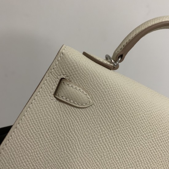 Hermes Bags Top Quality Minikelly 二代
19cm $220 Hermes Bags Top Quality Minikelly 二代
19cm $220