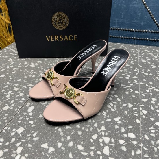 Versace Shoes Fashion shoes
Top Quality Versace Shoes Fashion shoes
Top Quality