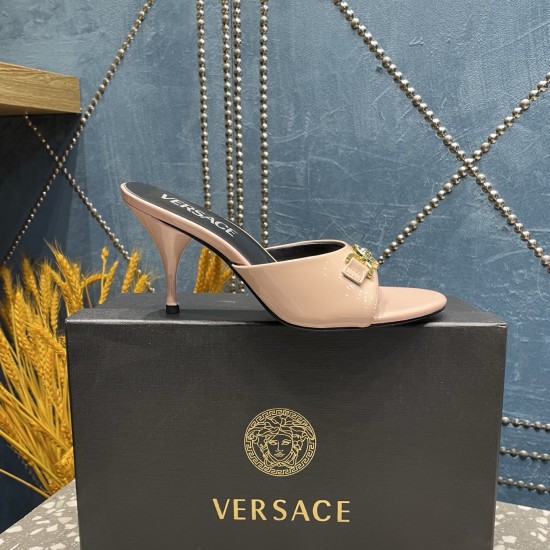 Versace Shoes Fashion shoes
Top Quality Versace Shoes Fashion shoes
Top Quality