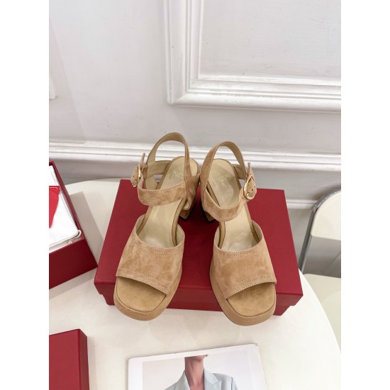 Valentino Shoes Top Quality Valentino Shoes Top Quality