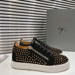 CL Shoes Casual shoes

 Top Quality