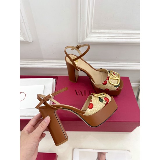 Valentino Shoes Top Quality Valentino Shoes Top Quality