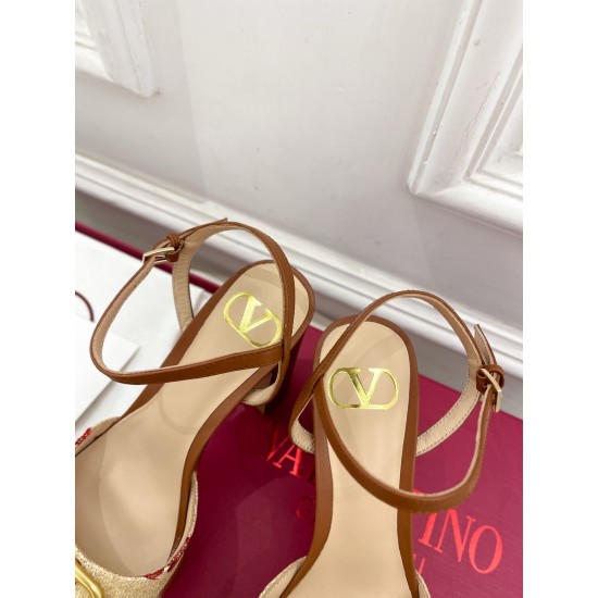 Valentino Shoes Top Quality Valentino Shoes Top Quality