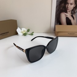 Burberry Glasses