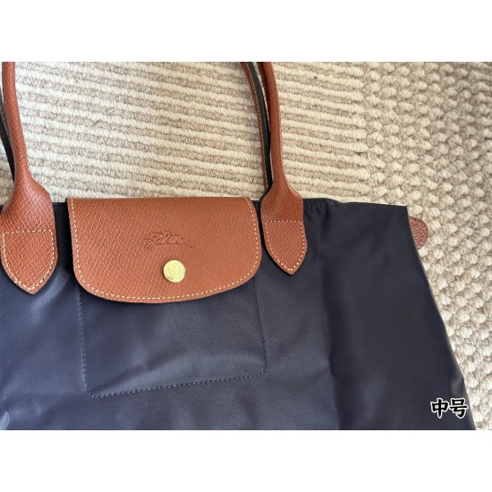 longchamp Bags Top Quality size:17*10cm longchamp Bags Top Quality size:17*10cm