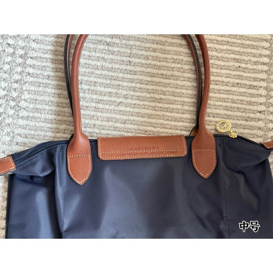 longchamp Bags Top Quality size:17*10cm longchamp Bags Top Quality size:17*10cm