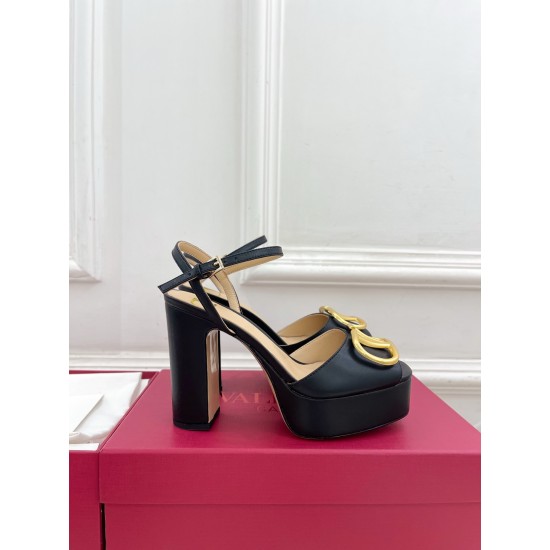 Valentino Shoes Top Quality Valentino Shoes Top Quality