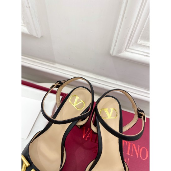 Valentino Shoes Top Quality Valentino Shoes Top Quality