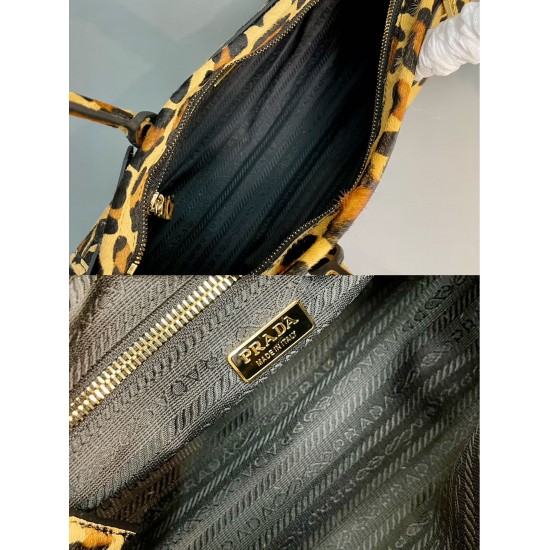 Prada Bags Top Quality
32x15.5x12cm