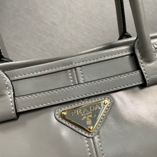 Prada Bags Top Quality
32x15.5x12cm Prada Bags Top Quality
32x15.5x12cm
