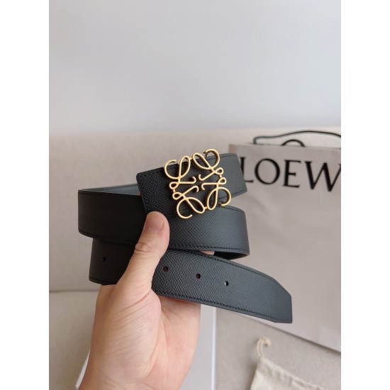 Loewe Belts
Top Quality Loewe Belts
Top Quality