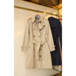 Burberry coat
uk4，6，8，10，12