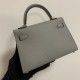 Hermes Bags Top Quality Minikelly 二代
19cm $220 Hermes Bags Top Quality Minikelly 二代
19cm $220