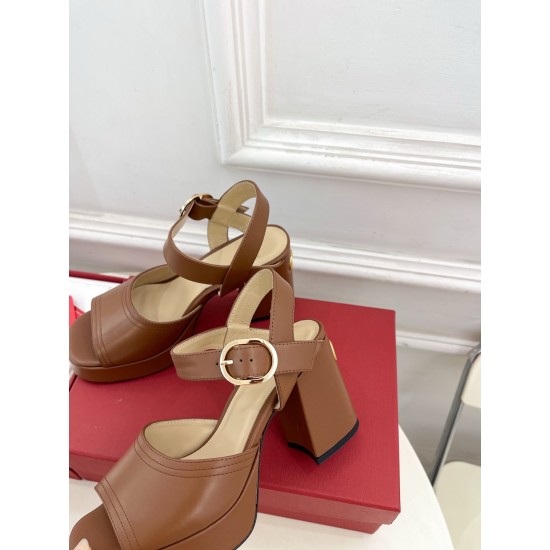 Valentino Shoes Top Quality Valentino Shoes Top Quality