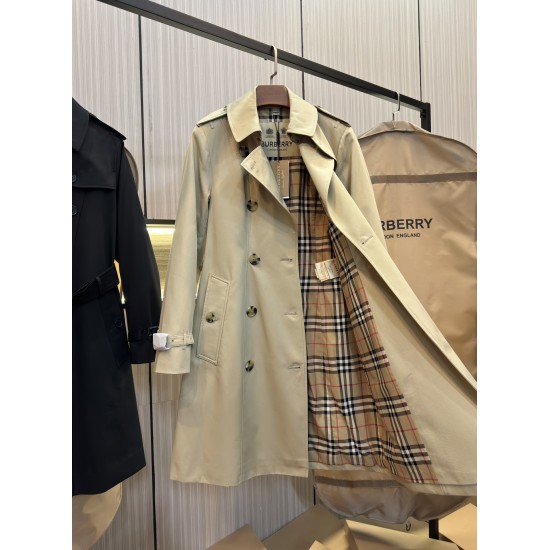 Burberry coat
uk4,6,8,10,12 Burberry coat
uk4,6,8,10,12