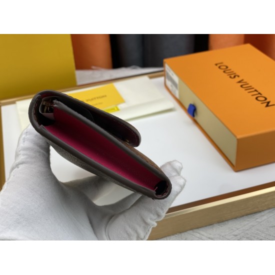 LV Bags High Quality Flip Wallet
LV Bags High Quality Flip Wallet
