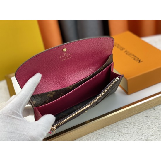 LV Bags High Quality Flip Wallet
LV Bags High Quality Flip Wallet