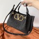 Valentino Bags Top Quality
35/25/17cm Valentino Bags Top Quality
35/25/17cm