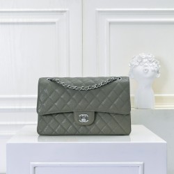 Chanel 1112