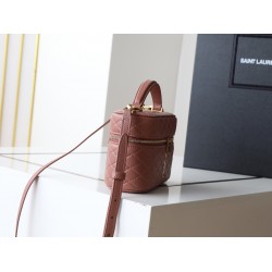 YSL Bags Top Quality
18×11×6.5 cm