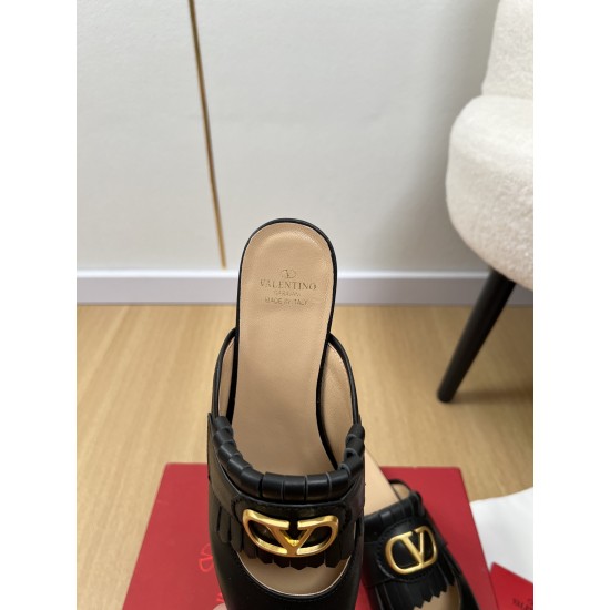 Valentino Shoes Top Quality Valentino Shoes Top Quality