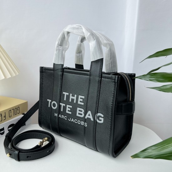 MJ Tote Full leather size: 41 * 34 * 15cm $140 Full leather medium size: 33 * 28 * 13cm $120 Full leather small size: 26 × 20 × 13cm $100 Fabric Large Size: 41 * 34 * 15cm $100 Medium size of fabric: 33 * 28 * 13cm $90 Fabric small size: 26 × 20 × 13cm $8 MJ Tote Full leather size: 41 * 34 * 15cm $140 Full leather medium size: 33 * 28 * 13cm $120 Full leather small size: 26 × 20 × 13cm $100 Fabric Large Size: 41 * 34 * 15cm $100 Medium size of fabric: 33 * 28 * 13cm $90 Fabric small size: 26 × 20 × 13cm $8
