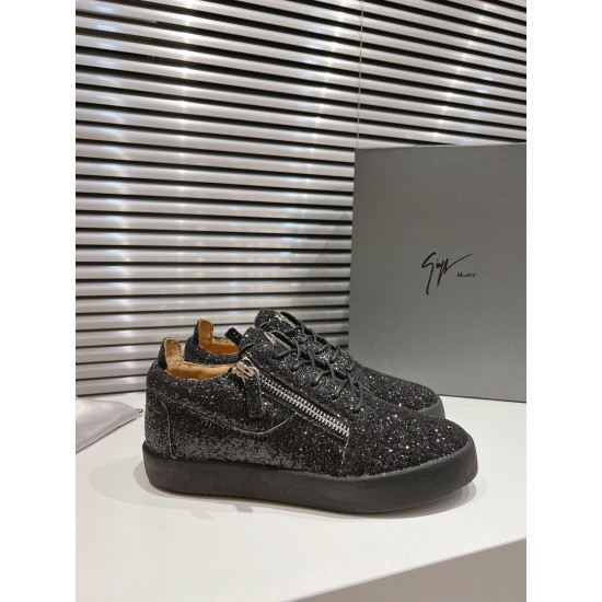 CL Shoes Casual shoes
Top Quality CL Shoes Casual shoes
Top Quality