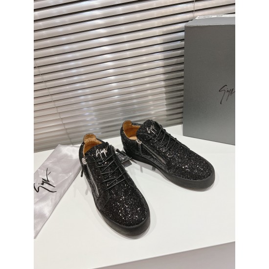 CL Shoes Casual shoes
Top Quality CL Shoes Casual shoes
Top Quality