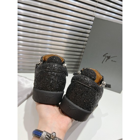 CL Shoes Casual shoes
Top Quality CL Shoes Casual shoes
Top Quality