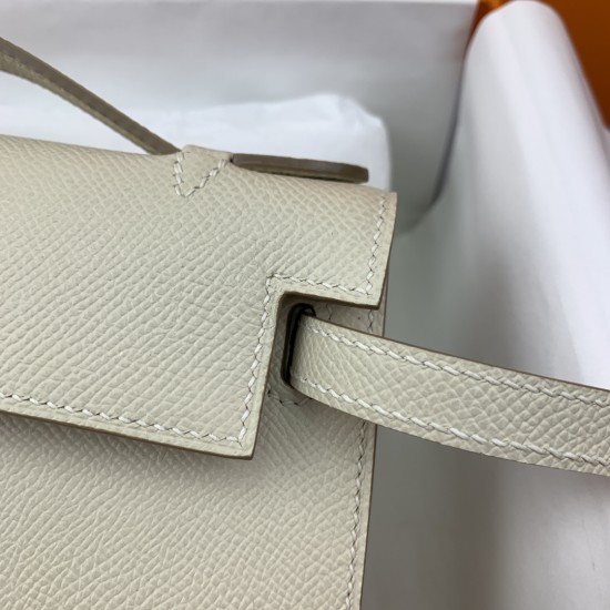 Hermes Bags Top Quality Minikelly 二代
19cm $220 Hermes Bags Top Quality Minikelly 二代
19cm $220
