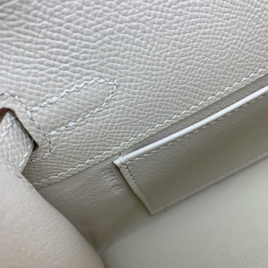 Hermes Bags Top Quality Minikelly 二代
19cm $220 Hermes Bags Top Quality Minikelly 二代
19cm $220