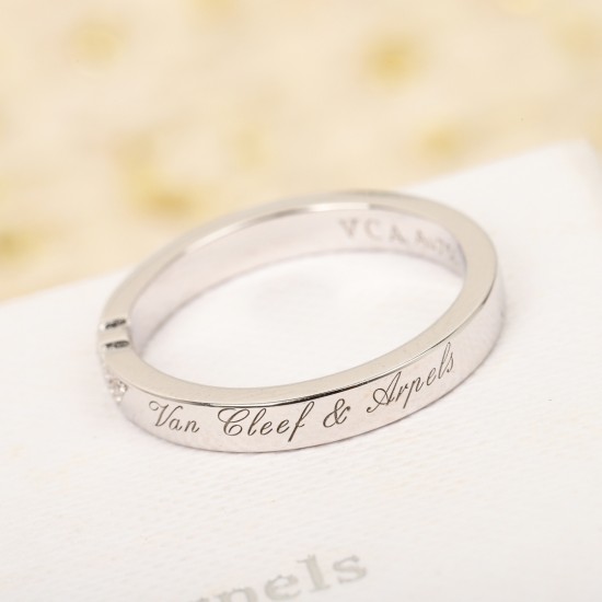 Van Cleef Jewelry Ring