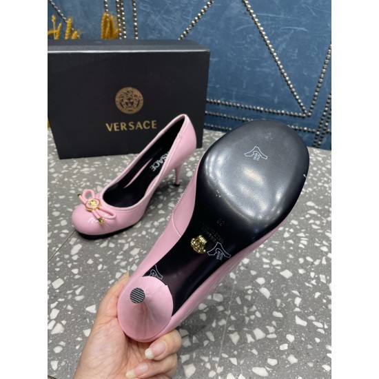 Versace Shoes Fashion shoes
Top Quality Versace Shoes Fashion shoes
Top Quality