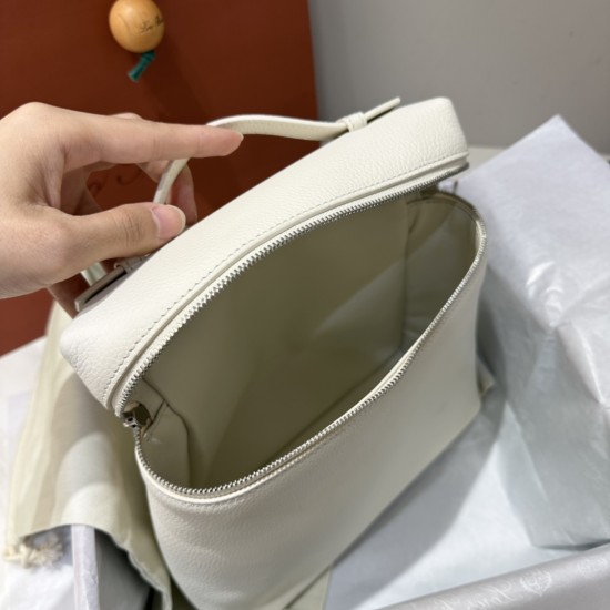 LP Bags Top Quality Size: 23 × 8 × 22cm