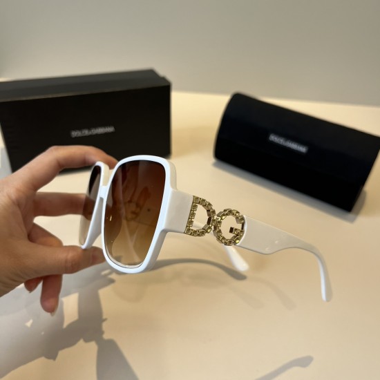 DG Glasses