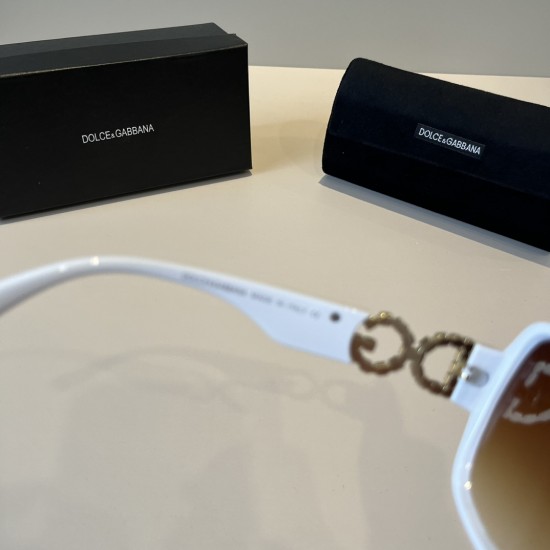DG Glasses