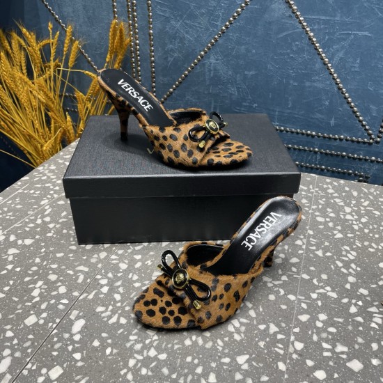 Versace Shoes Fashion shoes
Top Quality Versace Shoes Fashion shoes
Top Quality