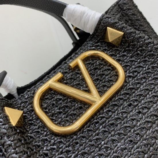 Valentino Bags Top Quality
35/25/17cm Valentino Bags Top Quality
35/25/17cm