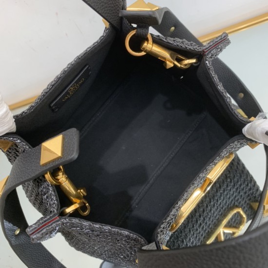 Valentino Bags Top Quality
35/25/17cm Valentino Bags Top Quality
35/25/17cm