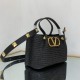 Valentino Bags Top Quality
35/25/17cm Valentino Bags Top Quality
35/25/17cm