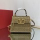 Valentino Bags Top Quality
35/25/17cm Valentino Bags Top Quality
35/25/17cm