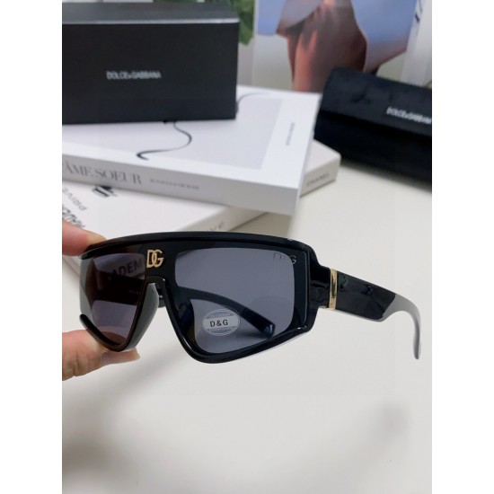 DG Glasses