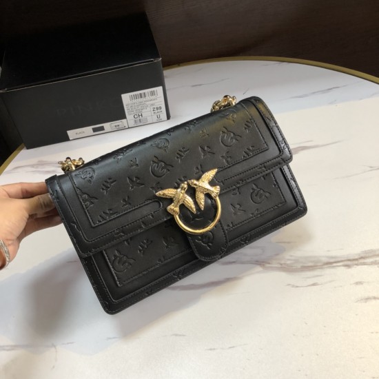 Pinko Bags Top Quality
27*17*8cm Pinko Bags Top Quality
27*17*8cm