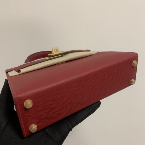 Hermes Bags Top Quality Minikelly 二代
19cm $220 Hermes Bags Top Quality Minikelly 二代
19cm $220