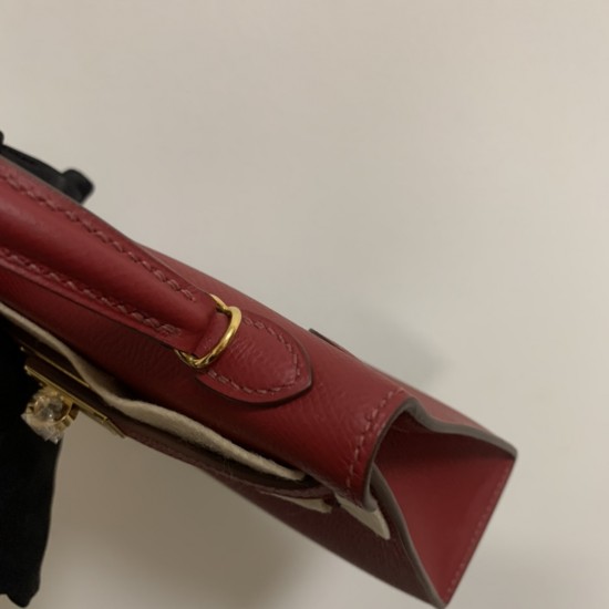 Hermes Bags Top Quality Minikelly 二代
19cm $220 Hermes Bags Top Quality Minikelly 二代
19cm $220