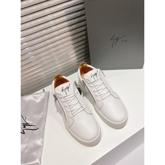 CL Shoes Casual shoes
Top Quality CL Shoes Casual shoes
Top Quality
