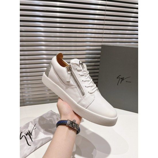 CL Shoes Casual shoes
Top Quality CL Shoes Casual shoes
Top Quality