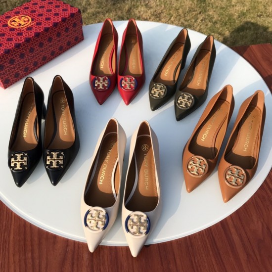 Tory Burch Shoes High Quality
Nude shoes
Tory Burch Shoes High Quality
Nude shoes
