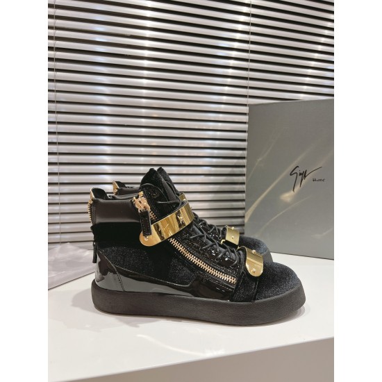 CL Shoes Casual shoes
Top Quality CL Shoes Casual shoes
Top Quality